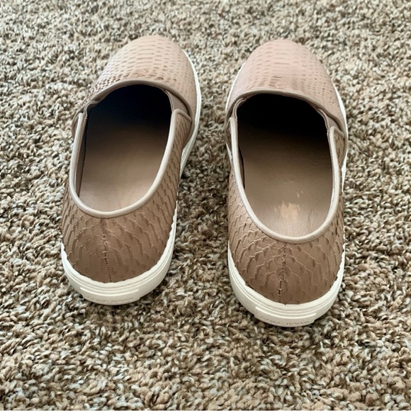 Cole Haan Casual Sneakers Slip on Shoes Tan - Picture 4 of 4